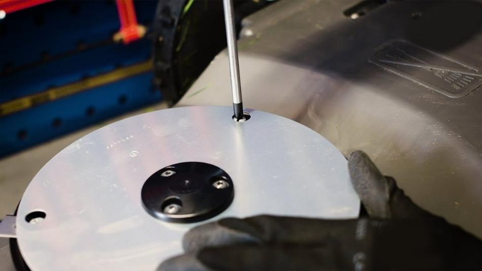 Con che frequenza è necessario sostituire le lame di Automower?