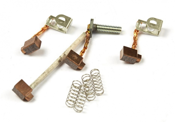 Set di pennelli nel gruppo I Pezzi Di Ricambio / Ricambi Briggs & Stratton presso GPLSHOP (497608)