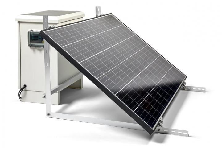 Automower caricabatteria per celle solari nel gruppo Accessori rasaerba Robotizzati / Installazione presso GPLSHOP (5294685-02)