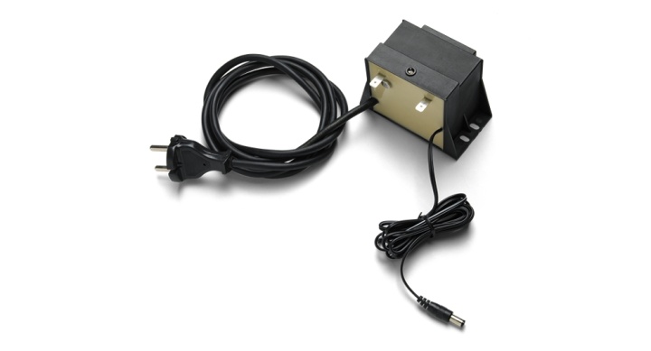 Caricatore e generatore di segnale, 210C nel gruppo I Pezzi Di Ricambio Robot Tagliaerba / Sistema di ricarica Automower® / Trasformatori presso GPLSHOP (5449770-01)
