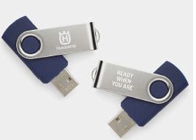 USB Memory RWYA, 8 GB - Husqvarna nel gruppo Prodotti per lavori forestali e giardinaggio Husqvarna / Husqvarna Accessori per la protezione personale / Abbigliamento da lavoro / Accesori presso GPLSHOP (5822977-01)