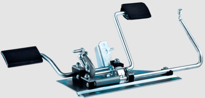 Gruppo piastra pedale idrostatico K nel gruppo I Pezzi Di Ricambio / Pezzi di ricambio Jonsered Rider / Pezzi di ricambio Jonsered FR 2113 MA presso GPLSHOP (5839514-01)