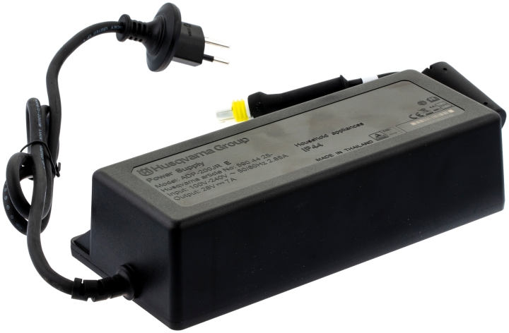 Alimentatore 7.0A Ch nel gruppo presso GPLSHOP (5904425-03)