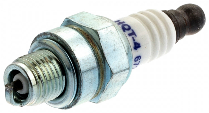 HQT-4 nel gruppo I Pezzi Di Ricambio / Candela di accensione / Candela di accensione per motozappe presso GPLSHOP (5907102-01)