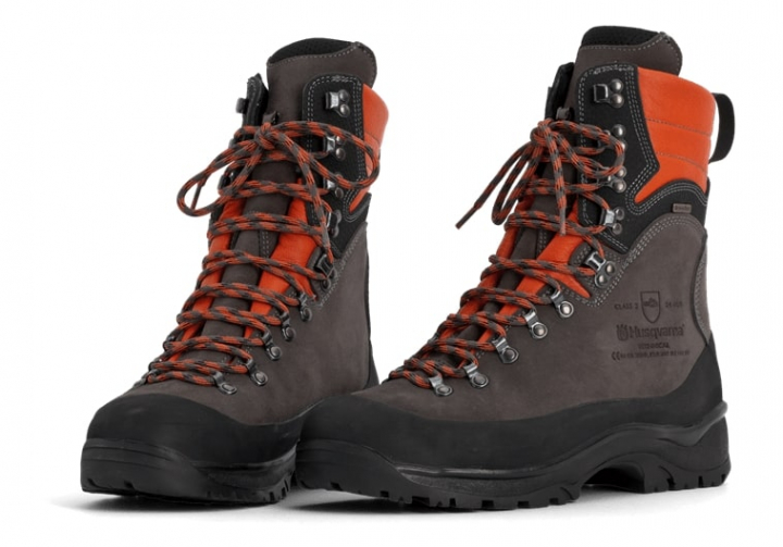 Scarpone in pelle con protezione antitaglio Husqvarna Technical , size 39 nel gruppo presso GPLSHOP (5950019-39)