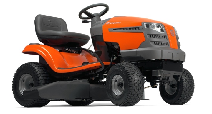 Husqvarna TS 138 Trattore nel gruppo Prodotti per lavori forestali e giardinaggio Husqvarna / Husqvarna Tagliaerba uomo a bordo / Trattorini tagliaerba presso GPLSHOP (9604104-21)