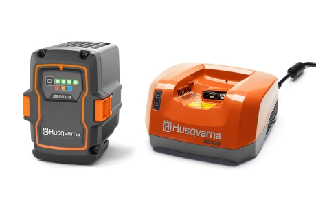 Kit per professionisti B220X & QC330 nel gruppo Prodotti per lavori forestali e giardinaggio Husqvarna / Husqvarna Serie Batteria / Accesori Serie Batteria / Kit con batteria e caricabatterie presso GPLSHOP (9706078)