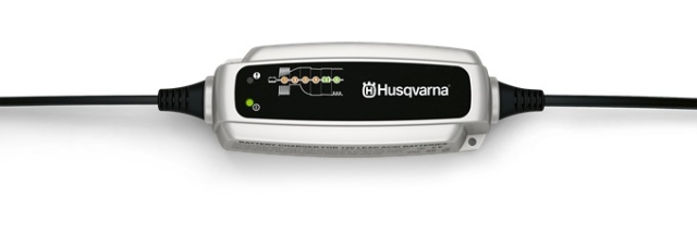 Husqvarna Caricabatteria BC 0.8