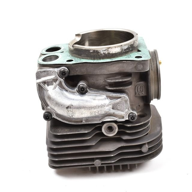 Gruppo cilindro con pistone