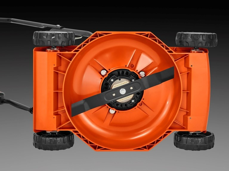 Husqvarna LB 146i Rasaerba A Batteria + BLi20 & QC80