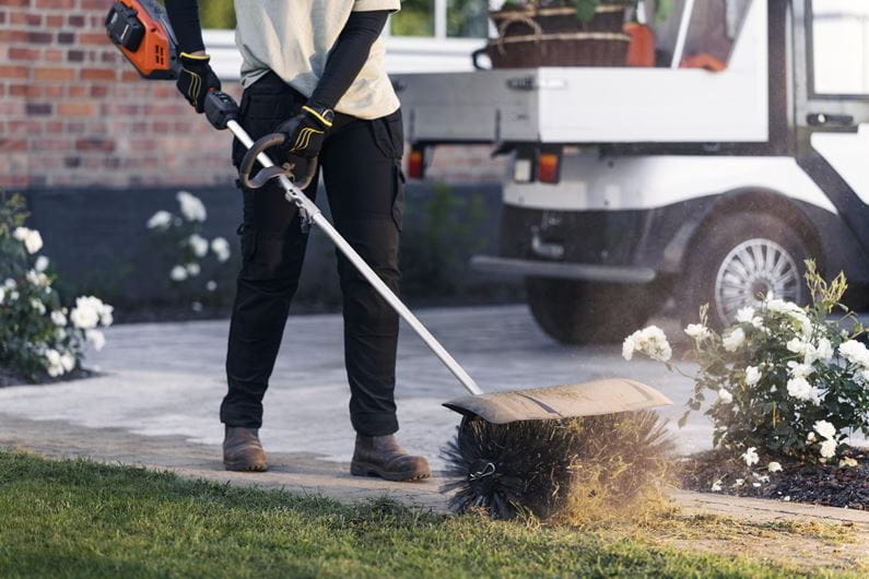 Husqvarna 525iLK Decespugliatore a batteria