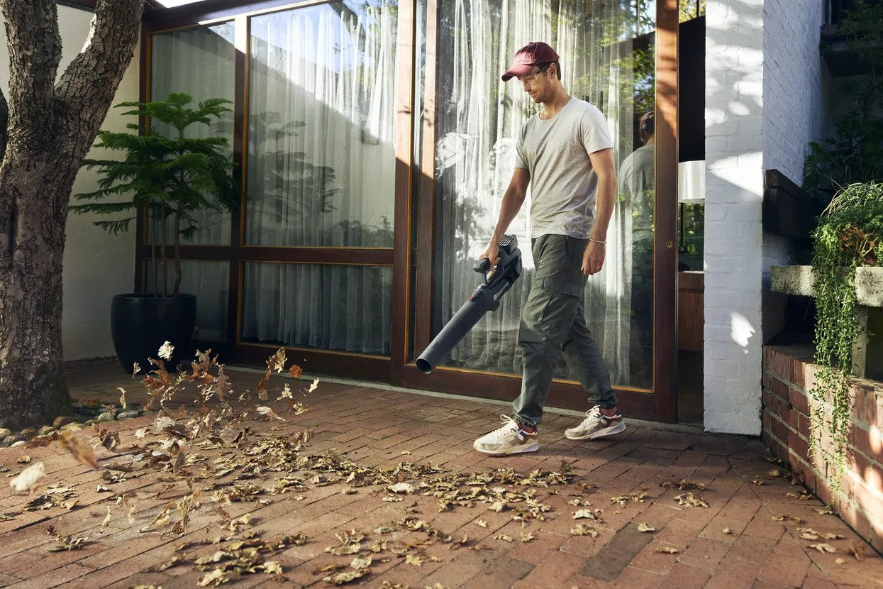 Husqvarna Aspire™ B8X