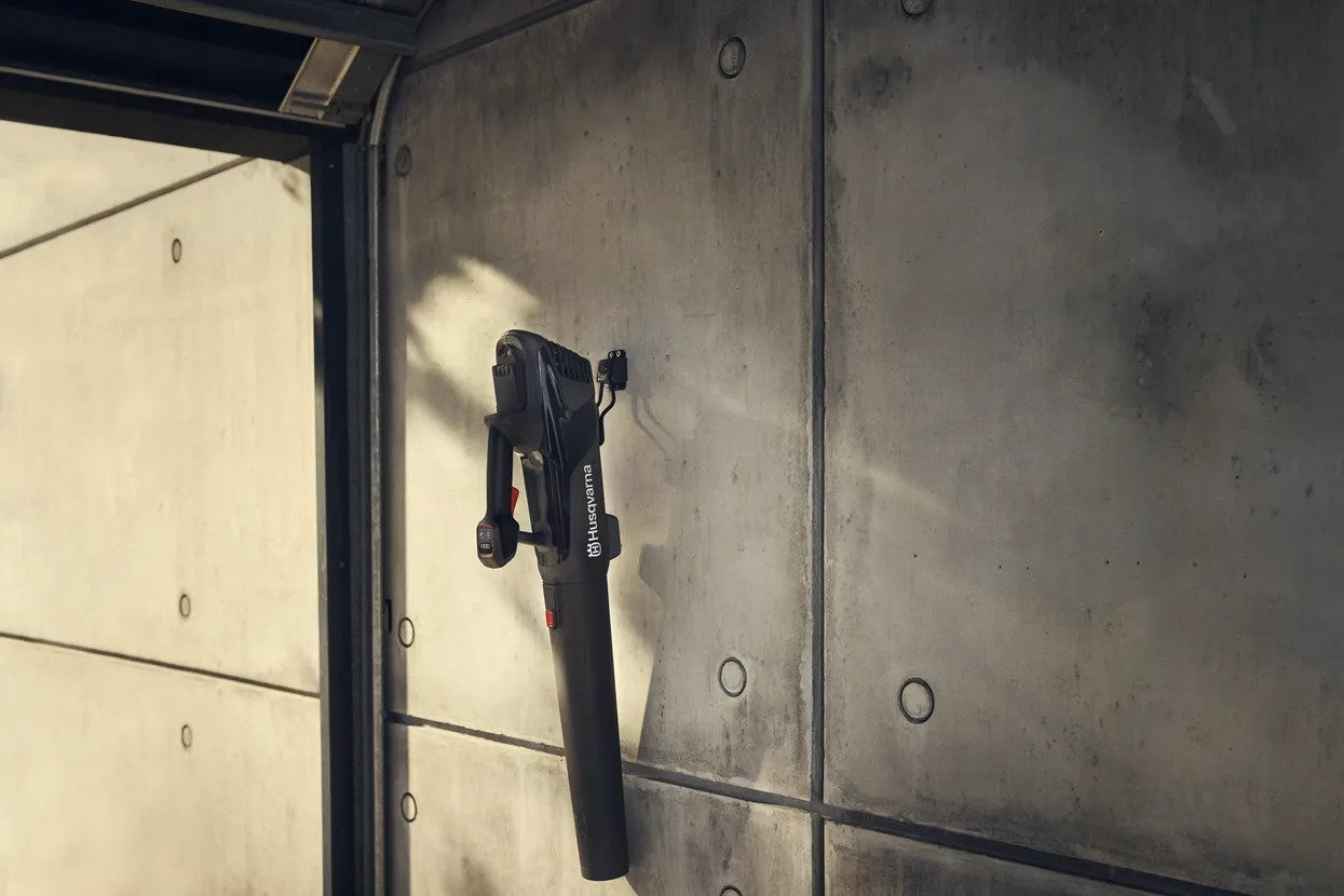 Husqvarna Aspire™ B8X + B45 & C70