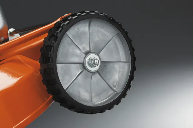 Husqvarna LB448iV Rasaerba A Batteria