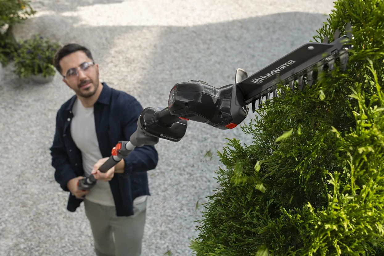 Husqvarna Aspire™ S20 + Aspire™ albero telescopico - con batteria e caricabatteria