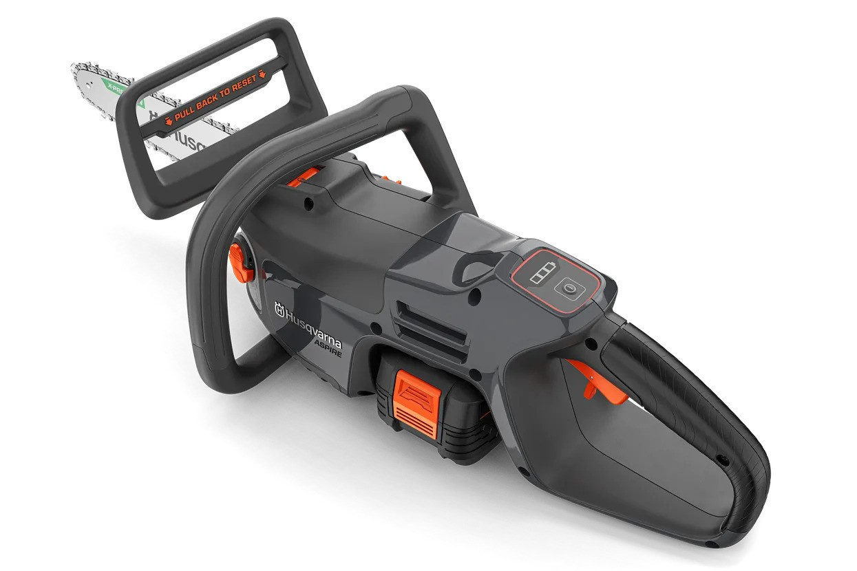 Motosega Husqvarna Aspire™ C15X-P4A - con batteria e caricabatterie