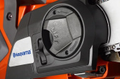 Husqvarna 215i motosega a batteria senza batteria e caricabatterie Husqvarna 215i motosega a batteria senza batteria e caricabatterie
