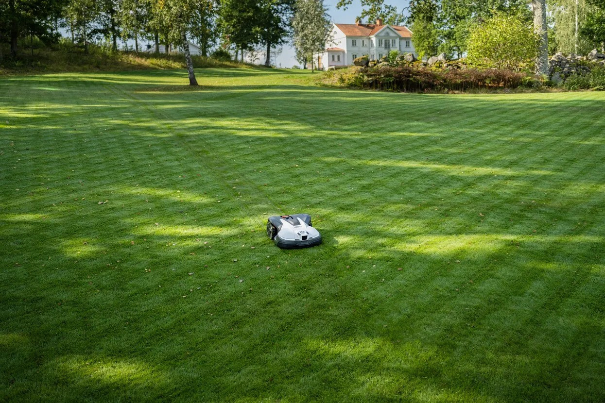 Husqvarna Automower® 450V Nera Robot Tagliaerba