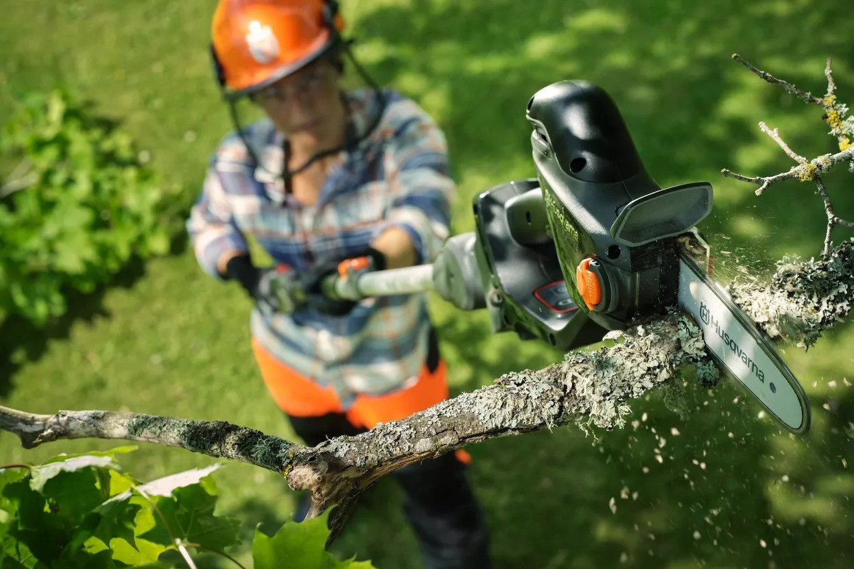 Husqvarna Aspire™ P8X-P4A + Asta telescopica Aspire™