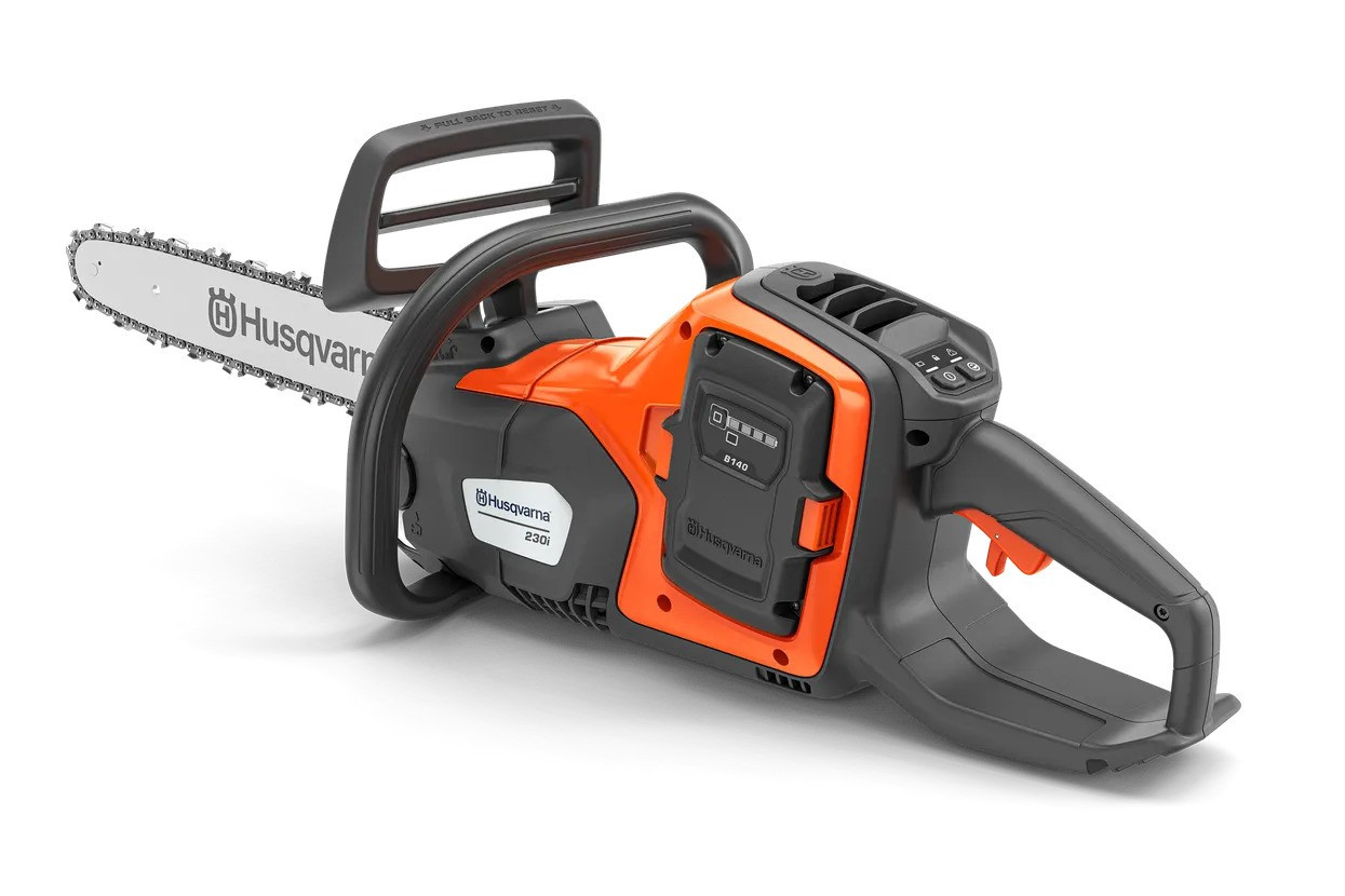Husqvarna 230i motosega a batteria con batteria e caricabatterie