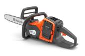 Husqvarna 230i motosega a batteria con batteria e caricabatterie Husqvarna 230i motosega a batteria con batteria e caricabatterie