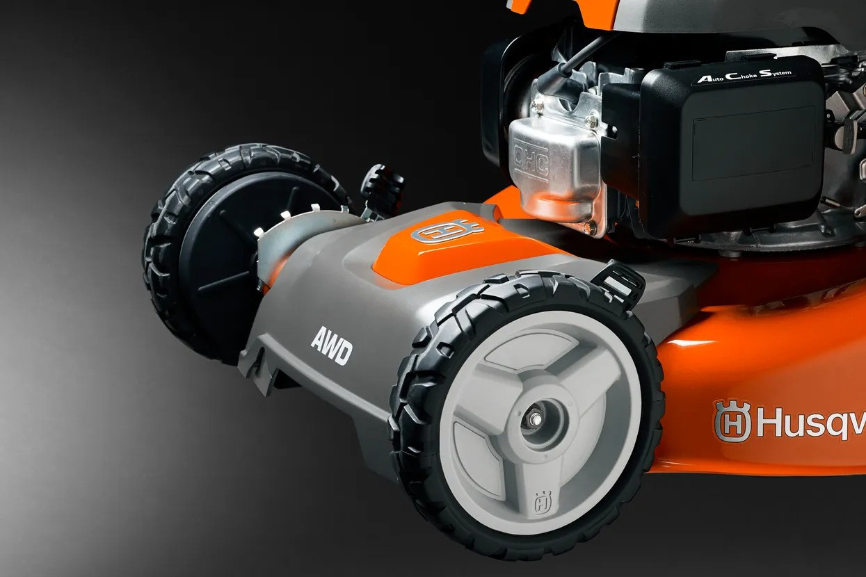 Husqvarna LC 353 AWD Rasaerba